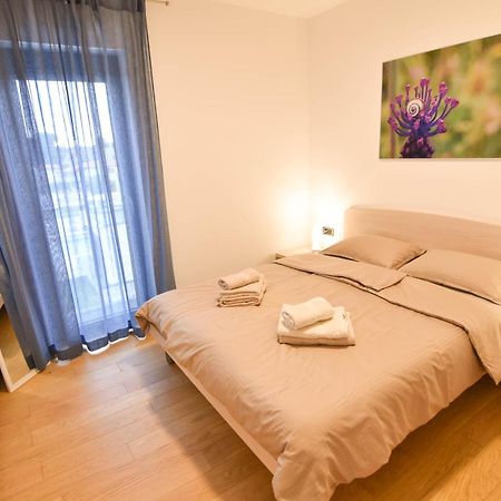 Luxury Apartment Faro With Sea View And Swimming Pool Premantura Eksteriør bilde