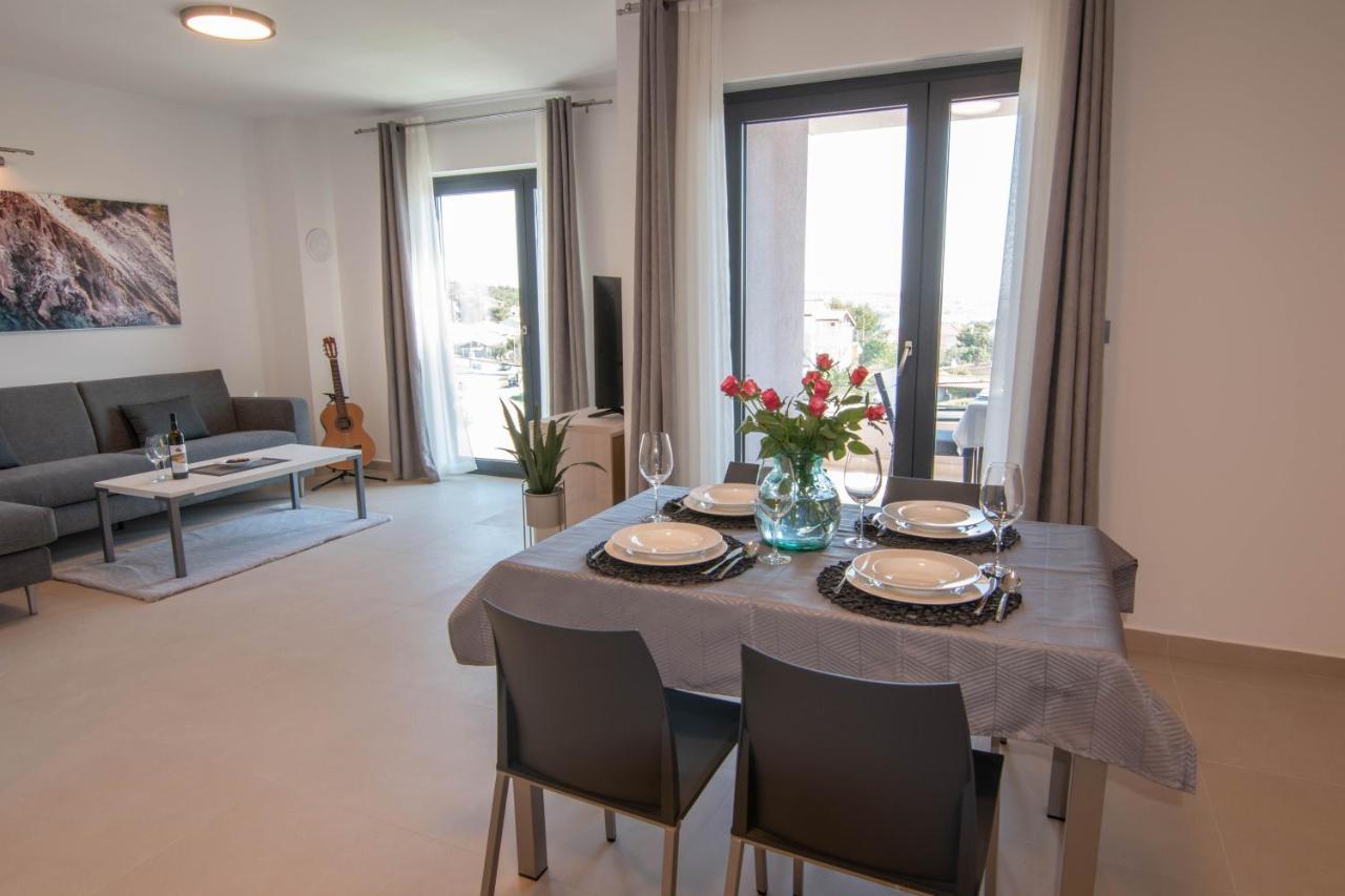 Luxury Apartment Faro With Sea View And Swimming Pool Premantura Eksteriør bilde